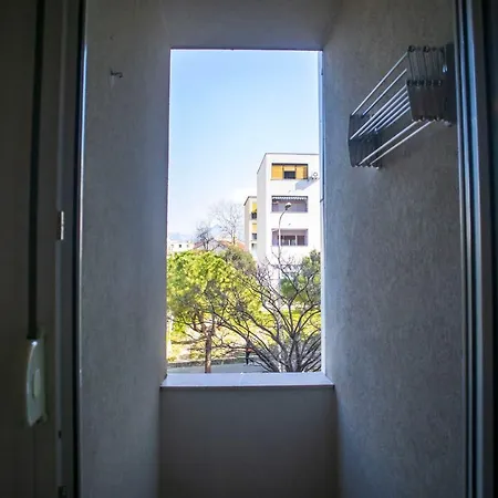 Blaue Adria Апартаменти Спліт